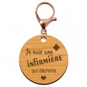Porte-clef infirmière gravé personnalisé en bois mousqueton rose