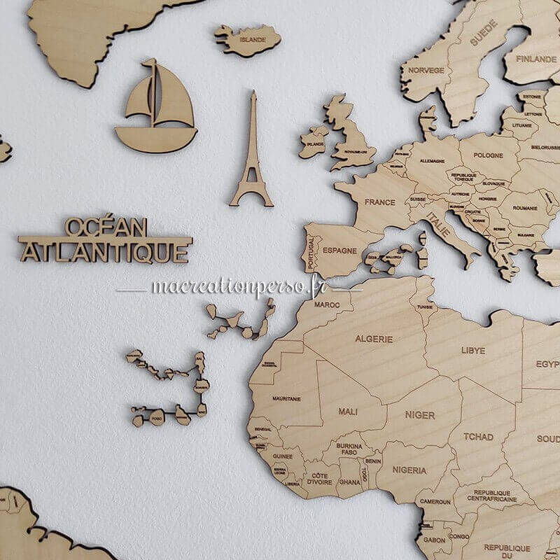 Création de carte géographique personnalisée en bois murale