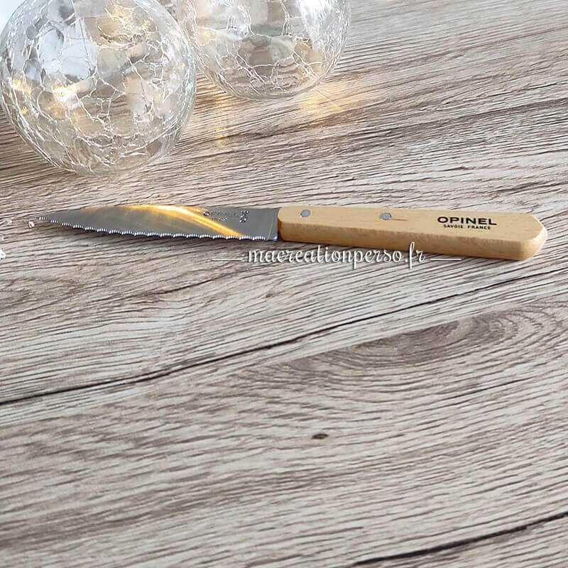 Couteau Opinel cranté 113 manche bois