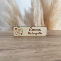 Badge naturopathe aimanté personnalisé prénom Emma bois 