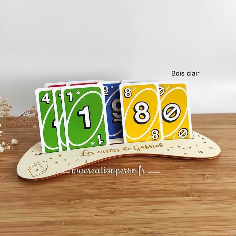 Porte carte à jouer en bois personnalisé gravé prénom Gabriel