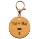 Porte-clef personnalisé en bois  50mm avec mousqueton rose métallique  gravé Toi + Moi = 3 mousqueton rose