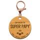 Porte-clés Super PAPY personnalisé en bois "Je suis le SUPER PAPY de..." avec mousqueton rose métallique