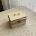 Boite a œuf en bois personnalisé avec texte gravé