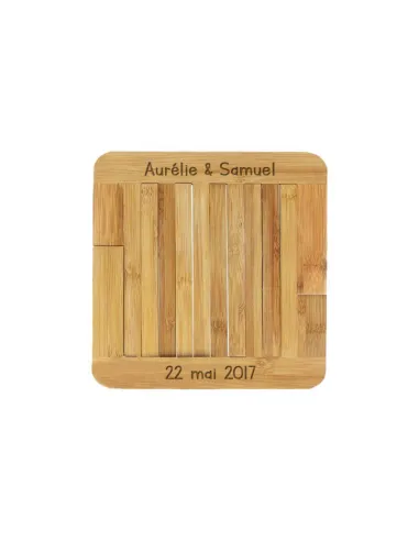 Sous  plat  de table extensible gravé en Bambou