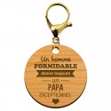 Porte-clé PAPA personnalisé  "Un homme formidable donne un PAPA exceptionnel" mousqueton doré