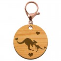 Porte clef personnalisé kangourou rond en bois 45 mm mousqueton rose