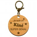 Porte-clé Kinésithérapeute personnalisé en bois avec mousqueton couleur viel or  