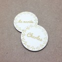 Deux marque places en bois personnalisable rond floral 