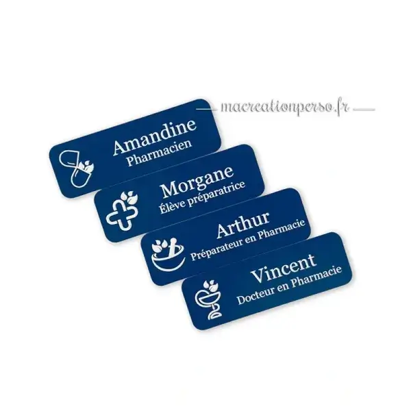 Modèles de badge docteur en pharmacie personnalisé avec prénom, exemples de designs utilisés en pharmacie