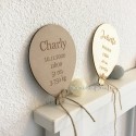 Deux décorations murale en bois  en forme de Ballon de naissance 
