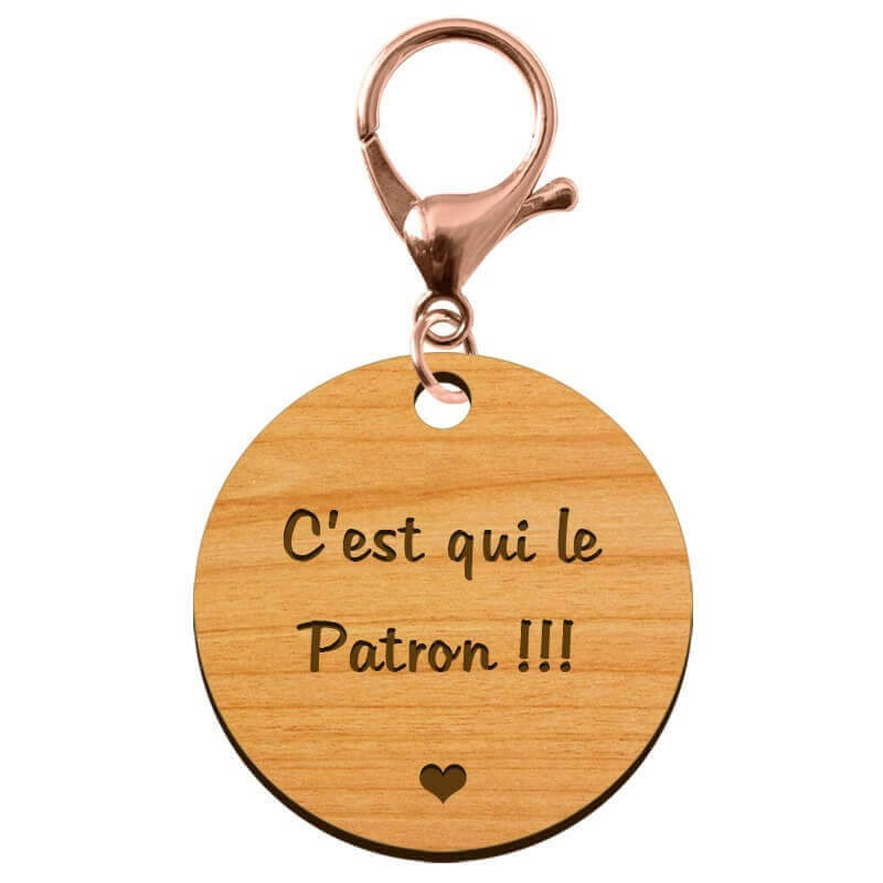 Porte-clé cadeau personnalisé rond en bois 45 mm avec mousqueton rose métallique