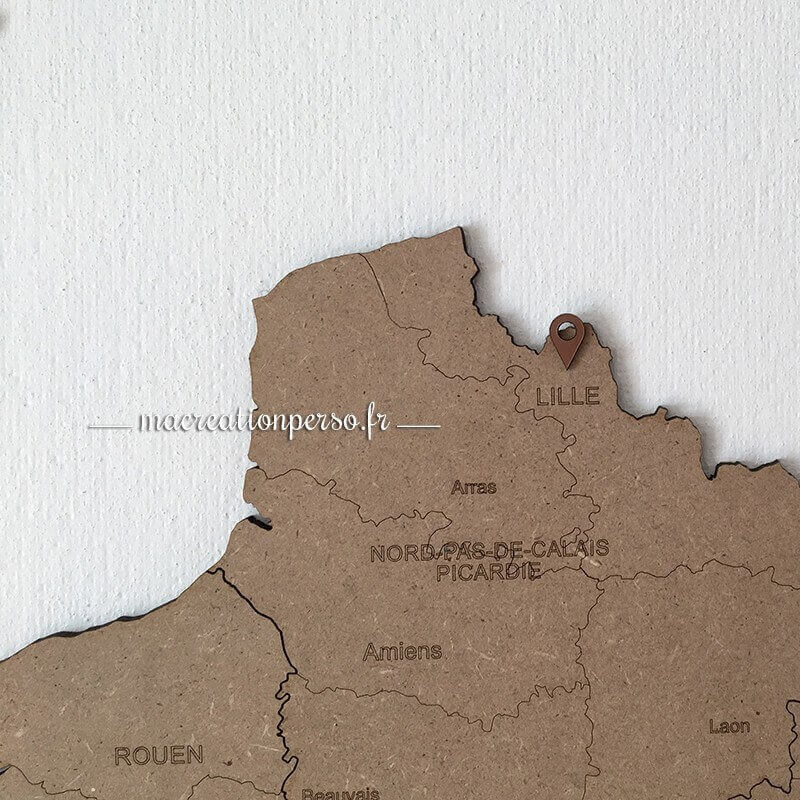 Carte de France en bois gravée- 60 x 60 cm