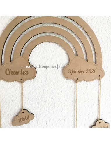 Suspension de naissance en bois personnalisée - Arc-en-ciel et nuage - macreationperso