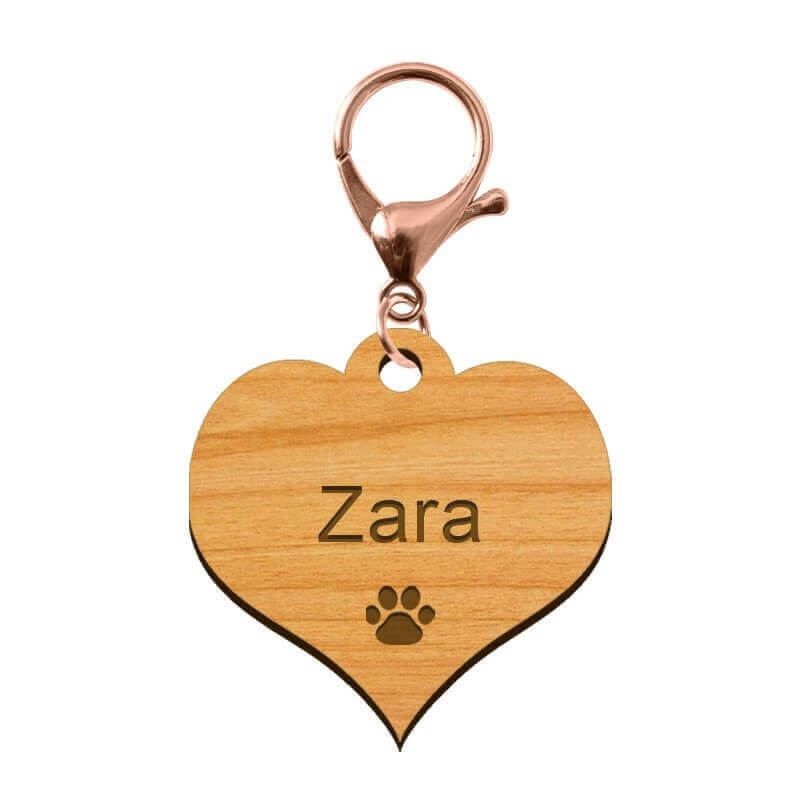 Médaille coeur personnalisée en bois mousqueton rose prénom Zara
