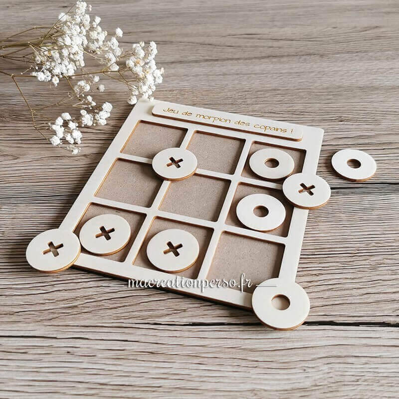 Jeu morpion bois personnalisable avec jeton croix et rond