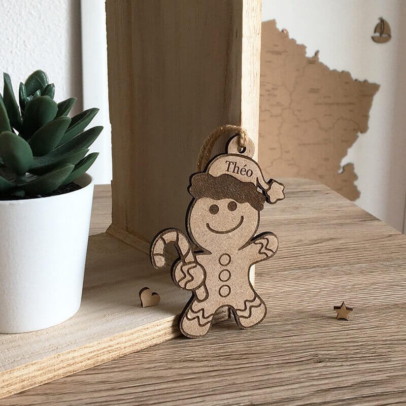 Déco bonhomme pain d'épice pour sapin de Noël personnalisé