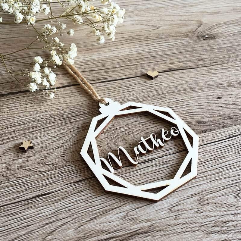 Suspension de Noël origami personnalisée octogonale en bois avec prénom