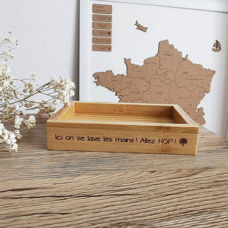 Porte savon gravé en bois