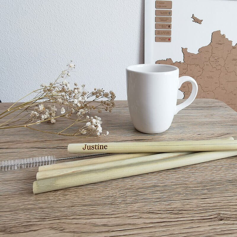 Set de pailles en bambou gravées