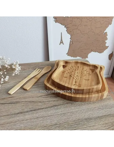 Deux assiettes cuillère et fourchette en bambou
