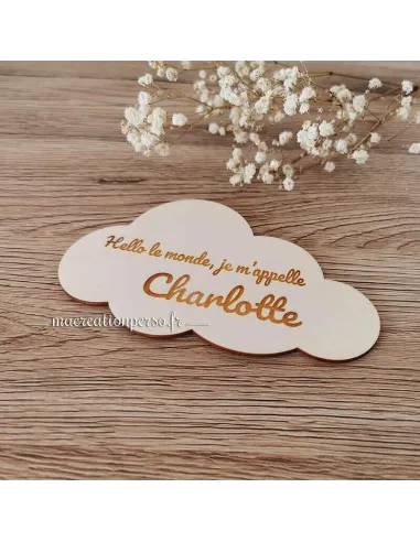 Cadeau de naissance en bois en forme de nuage