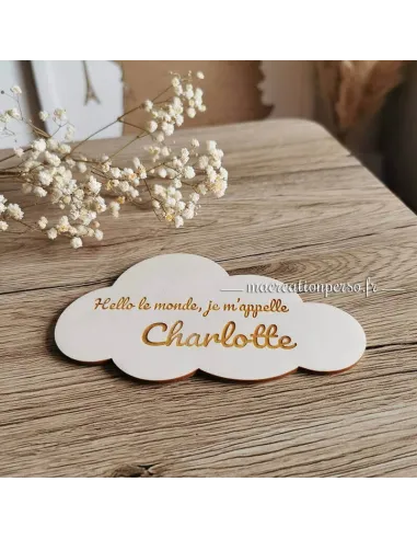 Carte de naissance prénom en bois en forme de nuage