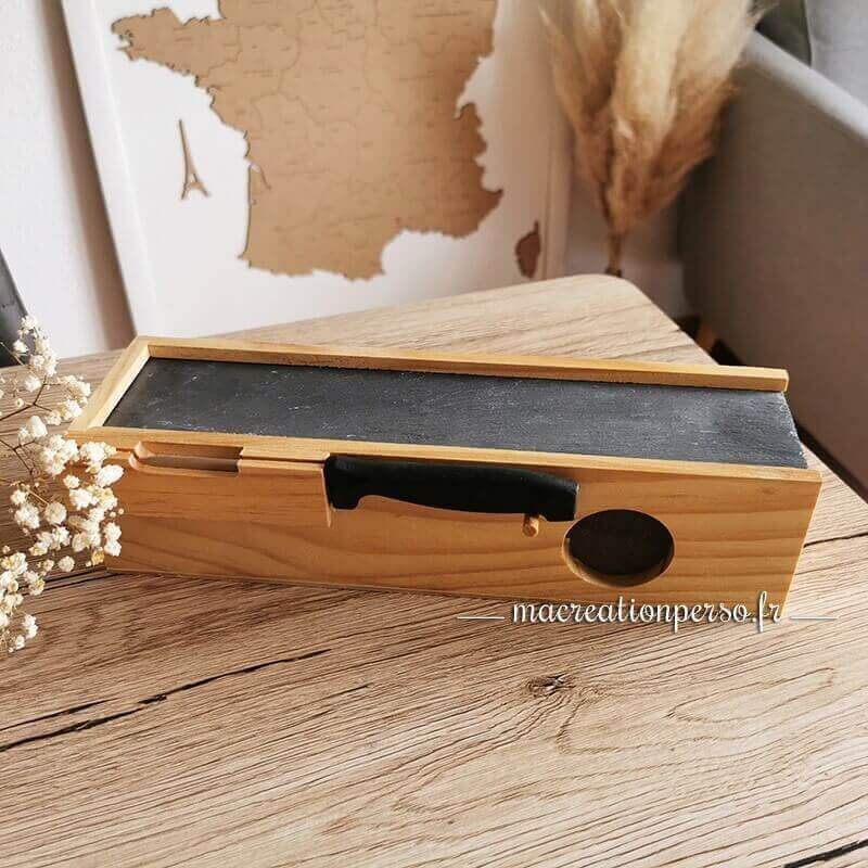 Coffret pour saucisse sèche avec couteau