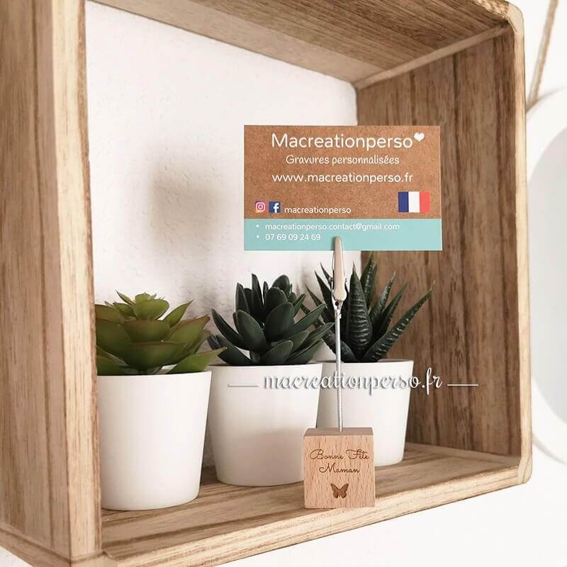 Porte photo pince cube personnalisé bois gravé