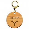Signe du bélier en porte clé bois à personnaliser mousqueton doré