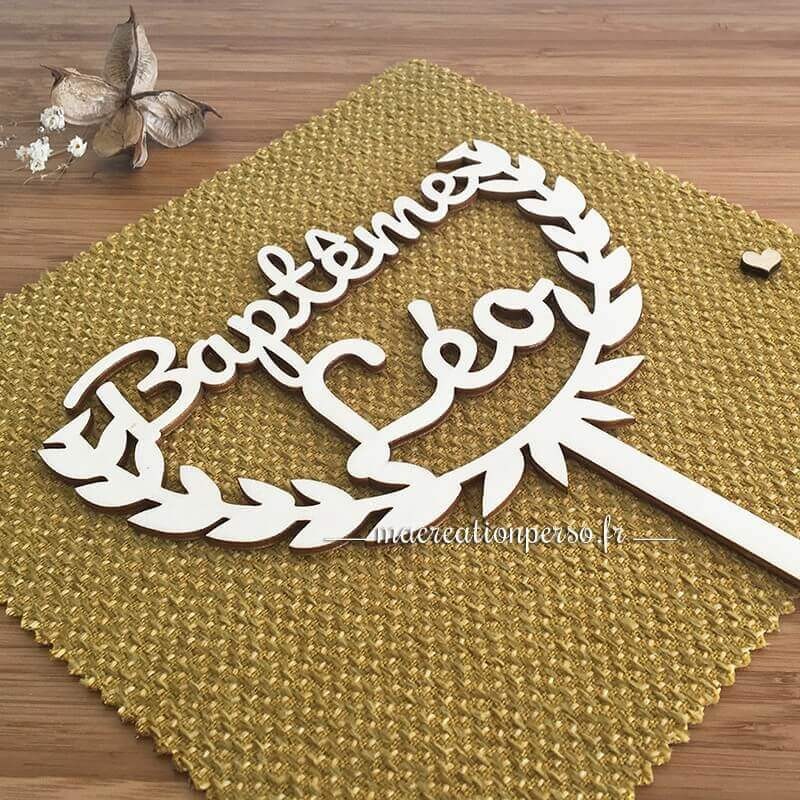 Cake topper floral en bois clair