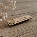 Insigne magnétique personnalisé en bois Préparateur / Préparatrice en pharmacie avec prénom Louise