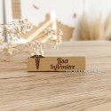 Badge  prénom Lisa Infirmière / Infirmier personnalisé en bois