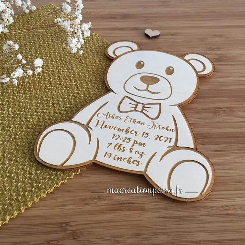 Faire part de naissance en bois petit ours