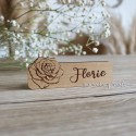 Badge fleuriste gravé