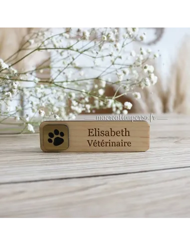 Badge métier vétérinaire en bois à personnaliser - macreationperso