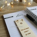 Marque page livre avec fleurs personnalisable en bois 