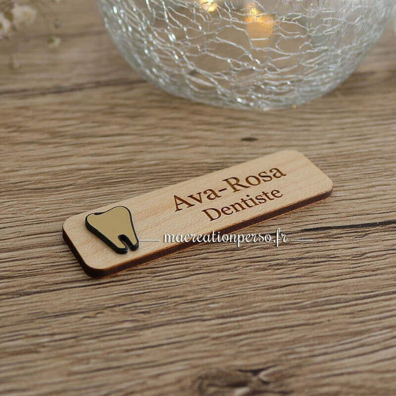 Lot de badge personnalisé sur le thème dentiste