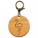 Porte-clés gravé flamant rose en bois 45 mm avec mouqueton de couleur bronze