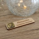 Badge en bois personnalisée avec pictogramme dent dorée
