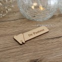 Badge assistante dentaire personnalisé en bois