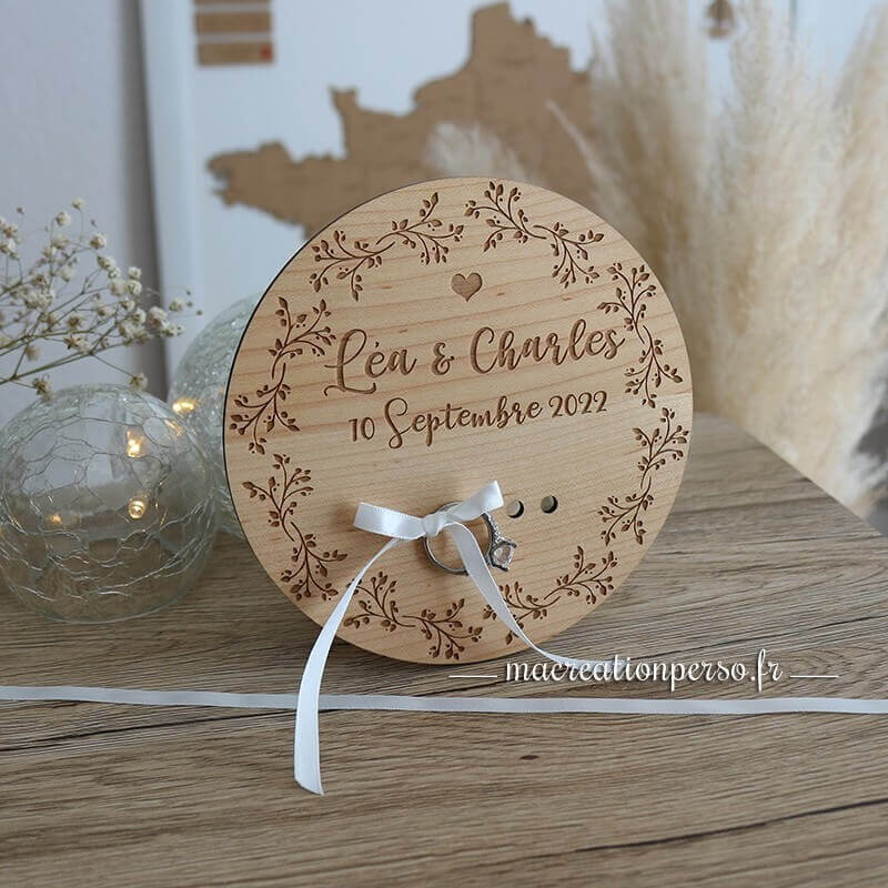Support pour alliances gravés Léa & Charles