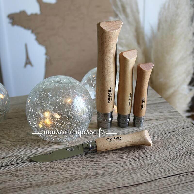 Couteaux OPINEL avec lame ouverte et fermée