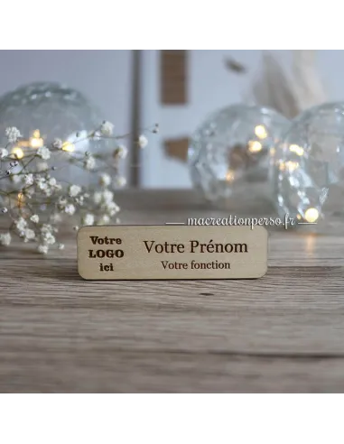 Exemple de badge à personnaliser en ligne