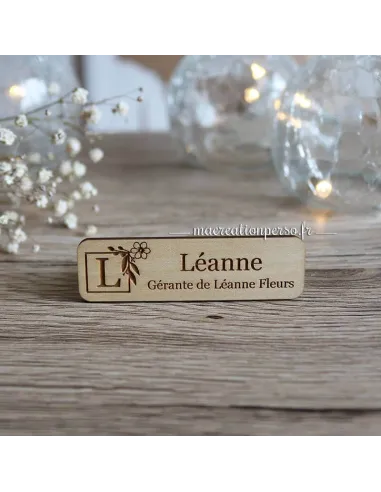 Badges magnétique en bois avec logo Léanne fleurs