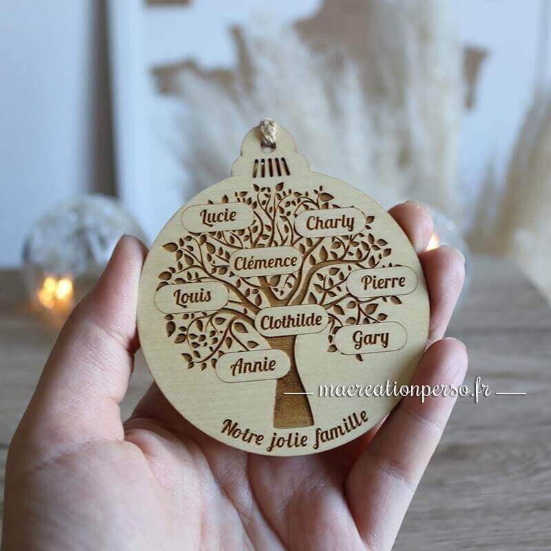 Boule de noël personnalisée prénom arbre de vie