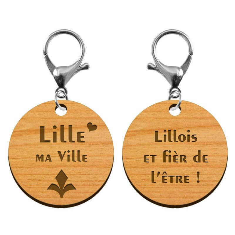 Deux faces recto et verso du porte-clé en bois Lille 45 mm avec mousqueton argenté