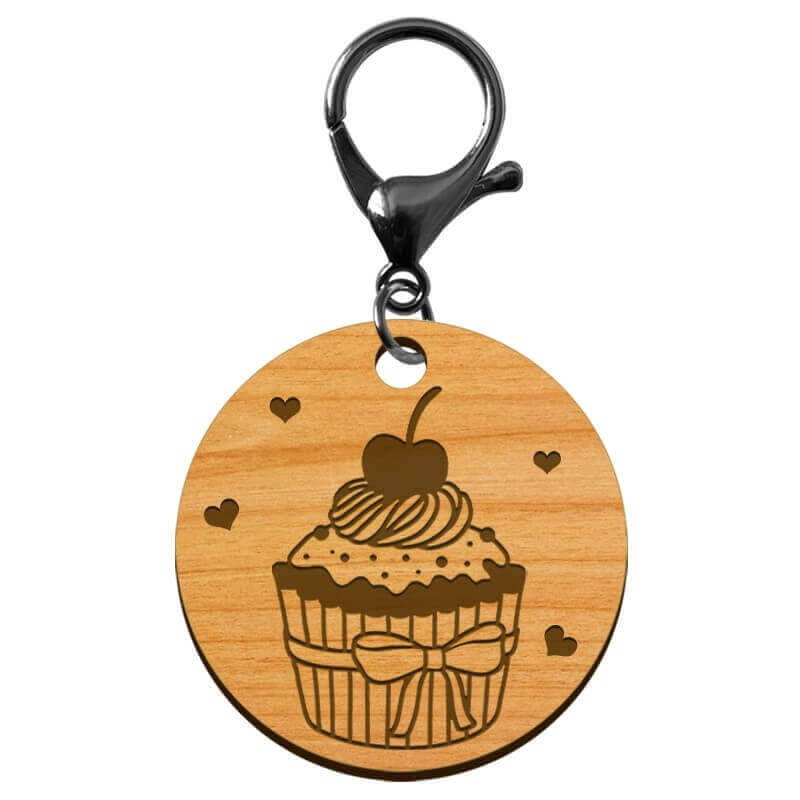 Porte-clé Cupcake en bois à personnaliser mousqueton noir