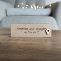 Plaquette personnalisée en bois brut avec jeton MAP blanc