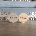 Bois brut ou bois vernis pour plaquette personnalisée